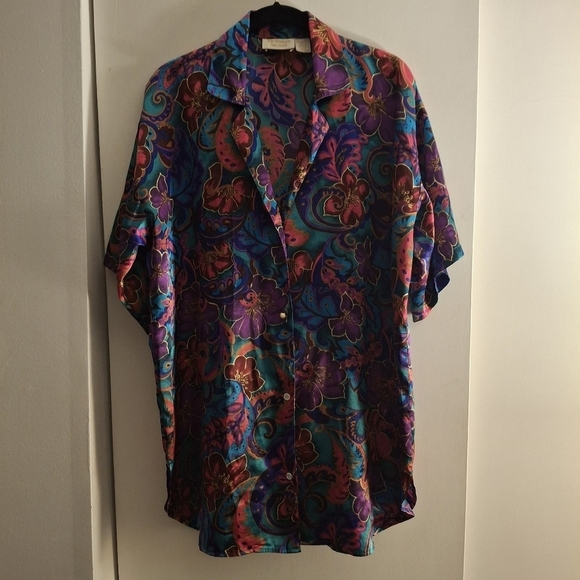 Victoria's Secret Other - Victoria Secret Women's Multicolor Paisley Silky Sleep Shirt